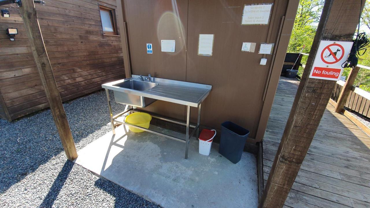Camping Du Puy Rond Bressuire Eksteriør billede