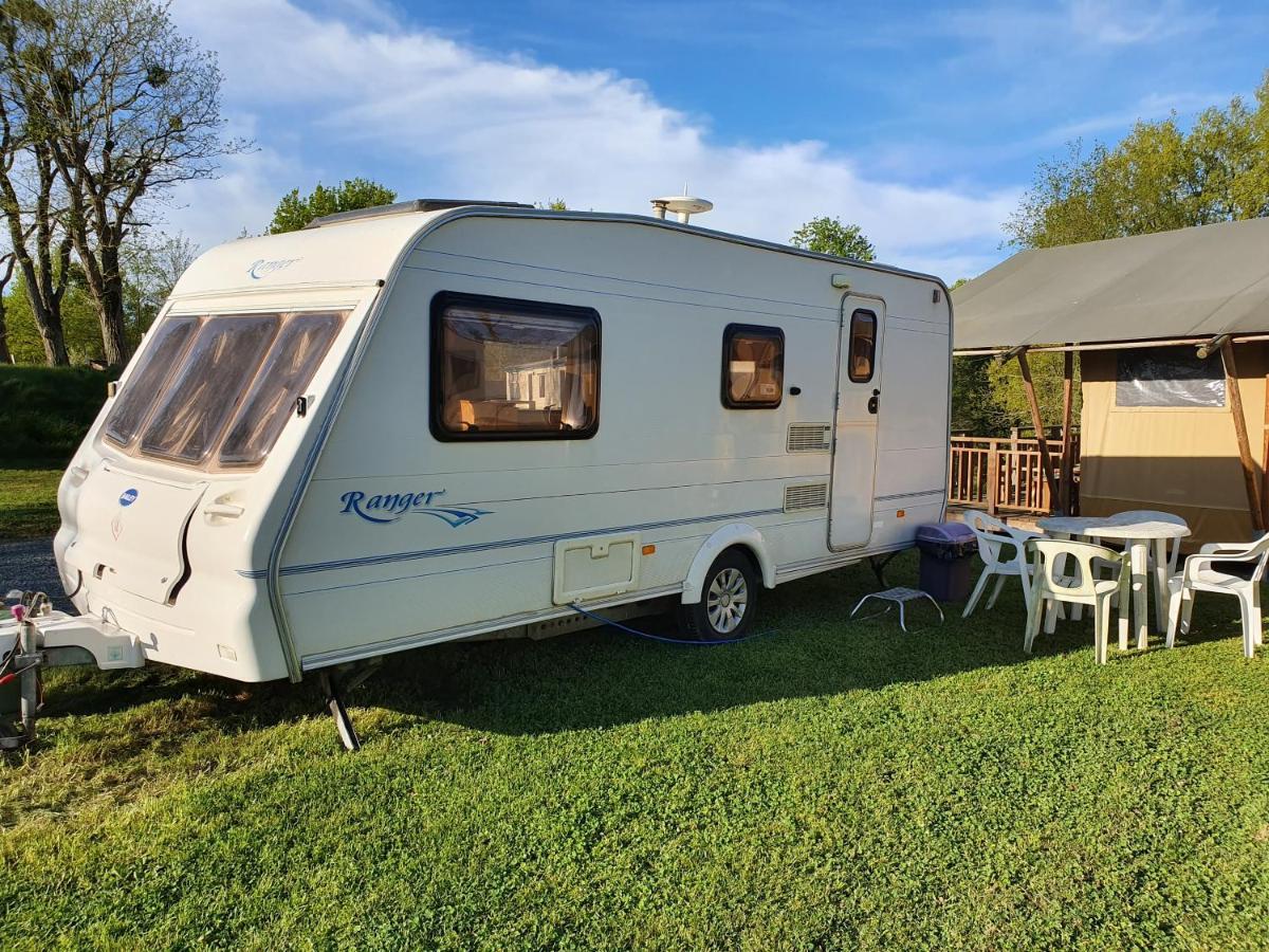 Camping Du Puy Rond Bressuire Eksteriør billede