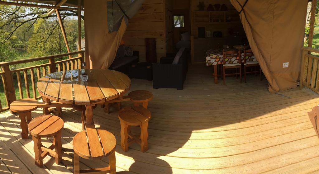 Camping Du Puy Rond Bressuire Eksteriør billede