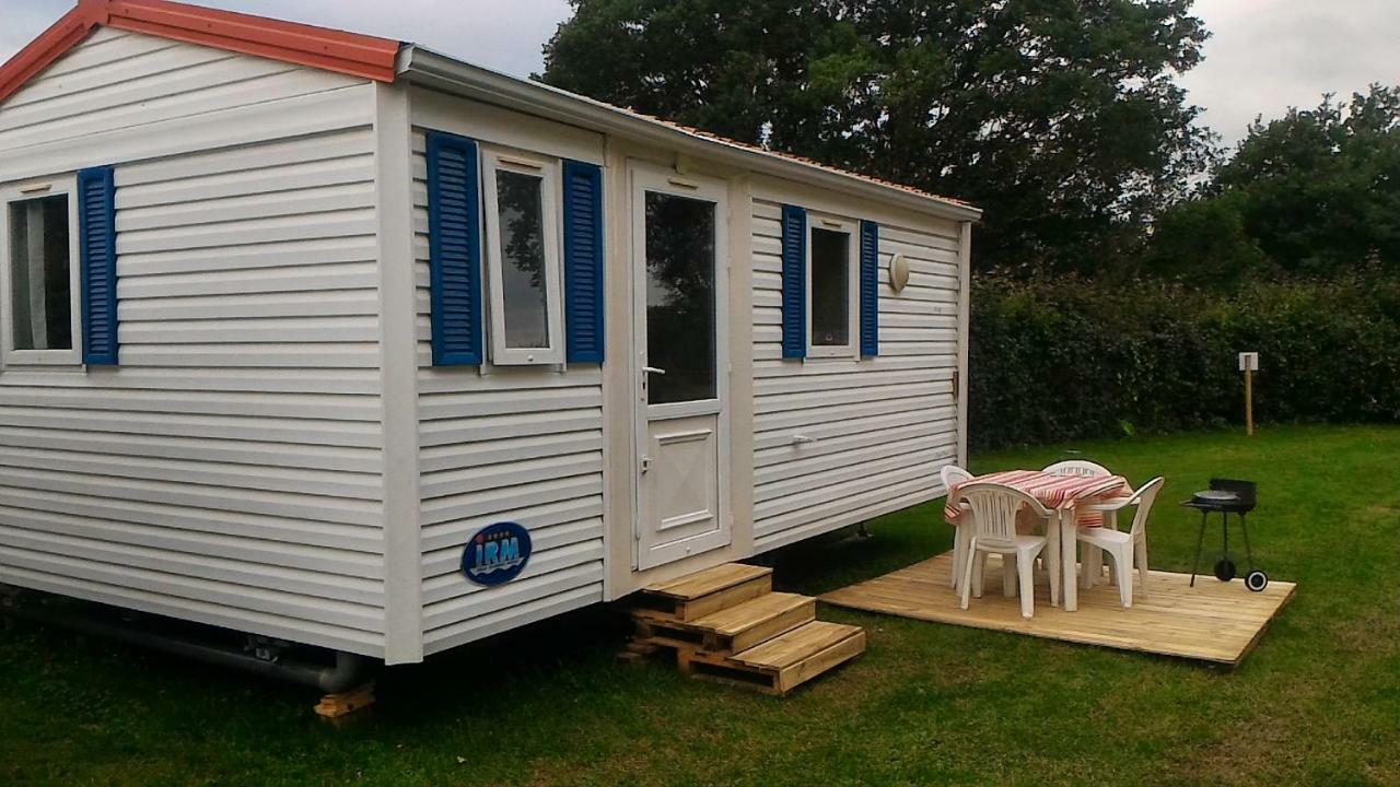 Camping Du Puy Rond Bressuire Eksteriør billede