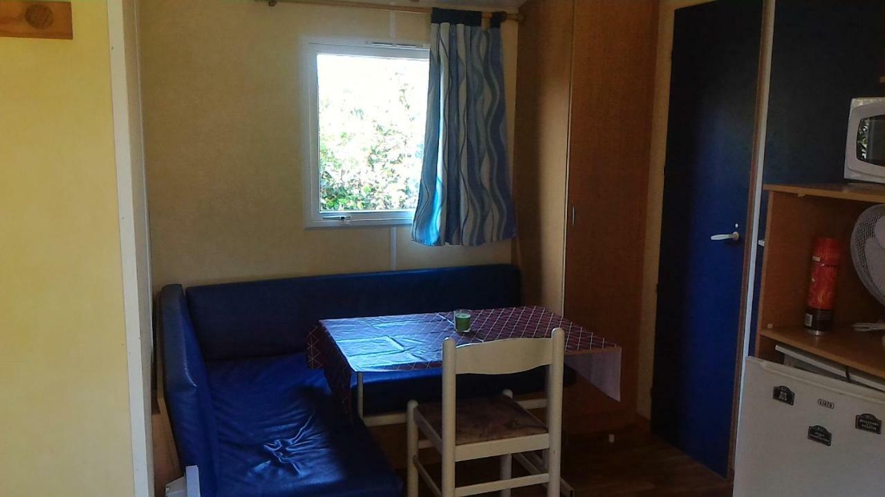 Camping Du Puy Rond Bressuire Eksteriør billede