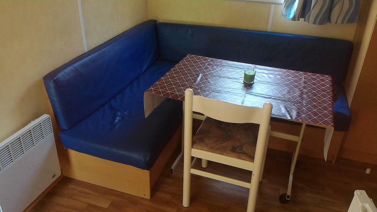 Camping Du Puy Rond Bressuire Eksteriør billede