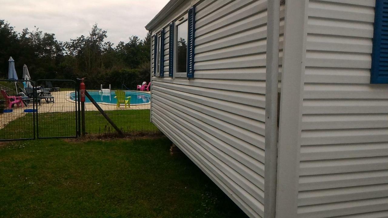 Camping Du Puy Rond Bressuire Eksteriør billede