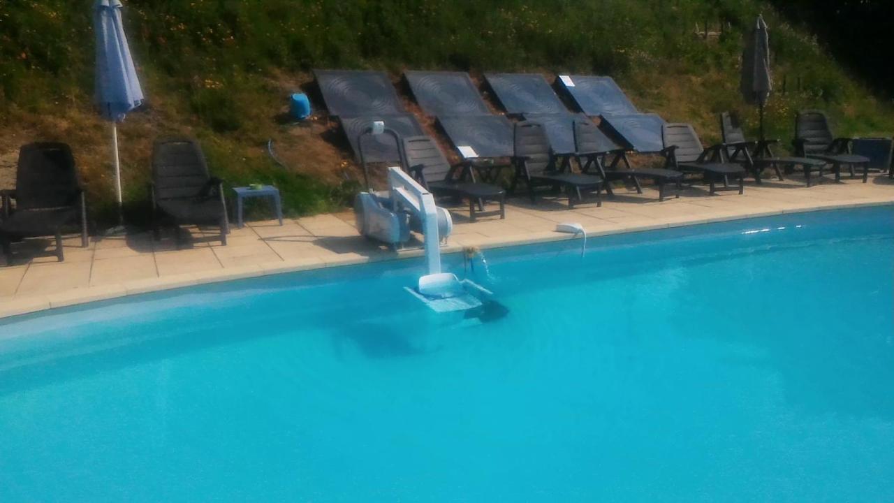Camping Du Puy Rond Bressuire Eksteriør billede